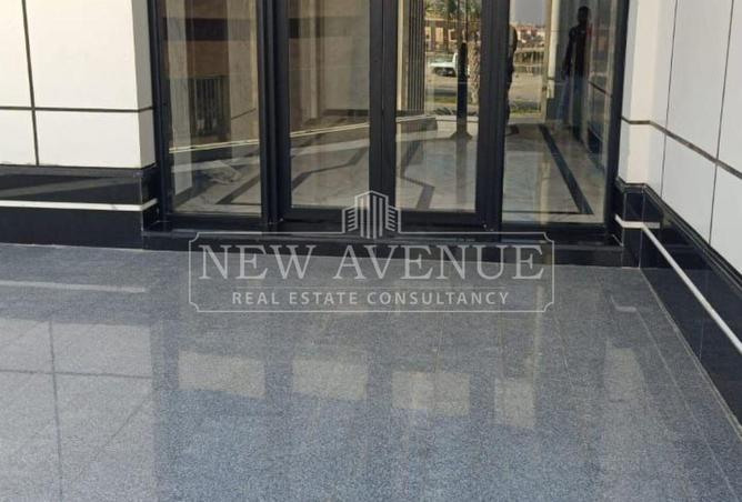 102906371 - Property Image 2