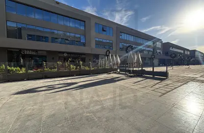 مساحات مكتبية - 4 غرف نوم - 2 حمامات للايجار في ذا لين - محور 26 يوليو - الشيخ زايد - الجيزة