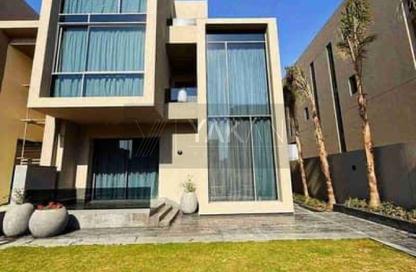 Villa - 6 Bedrooms - 7+ Bathrooms for sale in The Waterway Villas - Ext North Inves Area - New Cairo City - Cairo