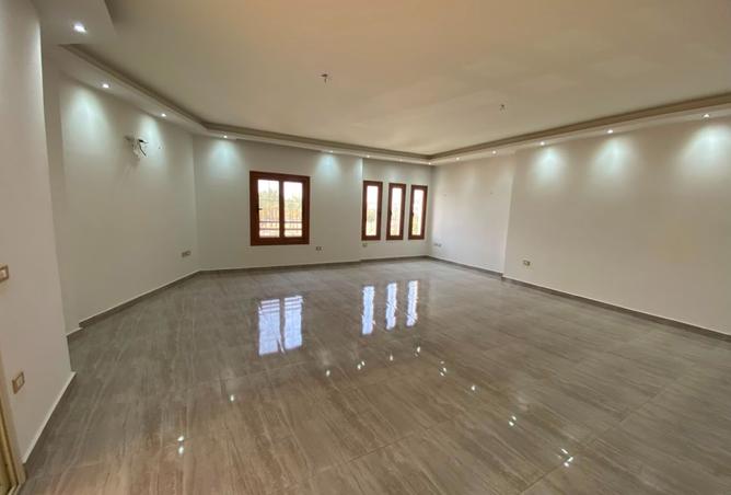 99121523 - Property Image 2