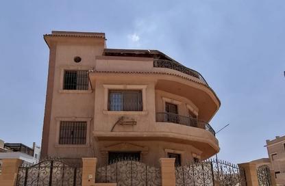 Villa - 5 Bedrooms - 6 Bathrooms for sale in Zeraeyin Compound - 6 October Compounds - 6 October City - Giza Villa - 5 Bedrooms - 6 Bathrooms for sale in Zeraeyin Compound - 6 October Compounds - 6 October City - Giza
