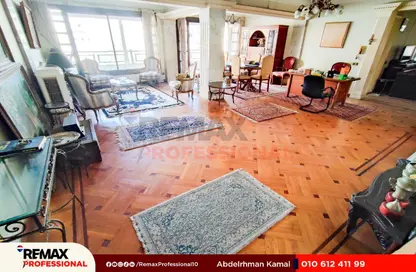 Apartment - 4 Bedrooms - 2 Bathrooms for sale in Tag Al Roasa St. - Saba Basha - Hay Sharq - Alexandria