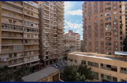 شقة - 2 غرف نوم - 1 حمام للبيع في شارع البستان - المندرة - حي ثان المنتزة - الاسكندرية