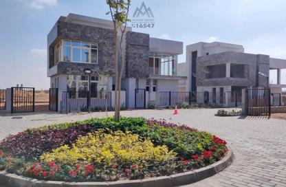 Townhouse - 4 - 3 for sale in Sun Capital - Fayoum Desert road - 6 October City - Giza