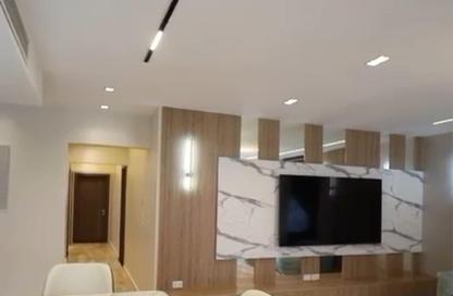 Apartment - 3 Bedrooms - 3 Bathrooms for sale in Stone Residence - 5th Settlement Compounds - The 5th Settlement - New Cairo City - Cairo