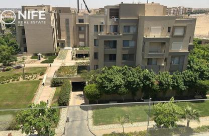 (بنتهاوس  (روف - 3 - 3 للبيع في فيلدج جيت - المستثمرين الجنوبية - مدينة القاهرة الجديدة - القاهرة