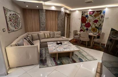 Apartment - 3 - 3 for rent in Taha Hussein St. - Zamalek - Cairo