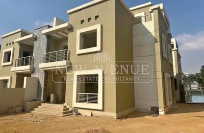 Villa - 6 Bedrooms - 5 Bathrooms for sale in Cairo Festival City - North Investors Area - New Cairo City - Cairo