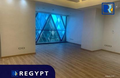 مساحات مكتبية - استوديو - 2 حمامات للبيع في فى90 - شارع التسعين الشمالي - التجمع الخامس - مدينة القاهرة الجديدة - القاهرة