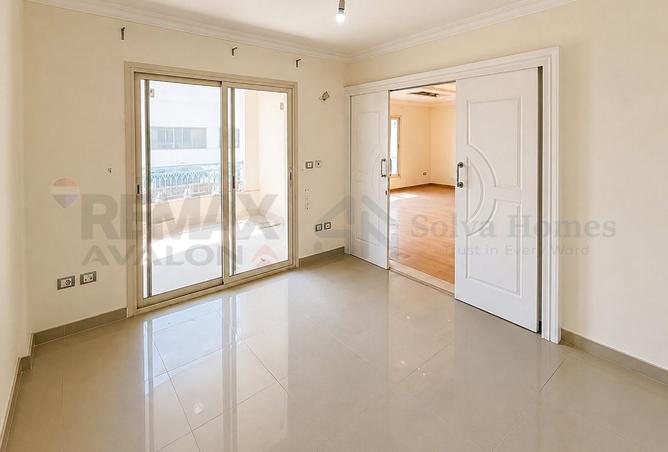 107972063 - Property Image 2