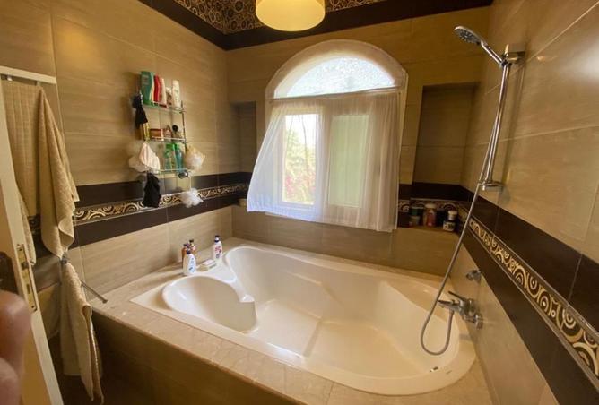 87210605 - Property Image 2