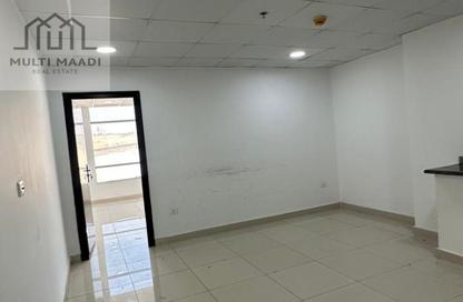 Half Floor - Studio - 2 for rent in Zahraa El Maadi - Hay El Maadi - Cairo