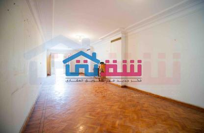Apartment - 3 Bedrooms - 2 Bathrooms for sale in Fleming - Hay Sharq - Alexandria Apartment - 3 Bedrooms - 2 Bathrooms for sale in Fleming - Hay Sharq - Alexandria