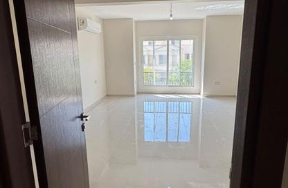 Townhouse - 4 - 5 for rent in Mountain View Hyde Park - 5th Settlement Compounds - The 5th Settlement - New Cairo City - Cairo