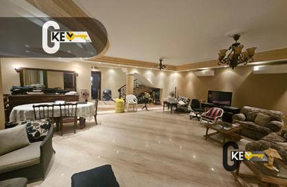 Villa - 5 Bedrooms - 4 Bathrooms for rent in Tawfik Al Hakim St. - Rehab City First Phase - Al Rehab - New Cairo City - Cairo