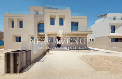 Villa - 3 Bedrooms - 4 Bathrooms for sale in Vye Sodic - New Zayed City - Sheikh Zayed City - Giza