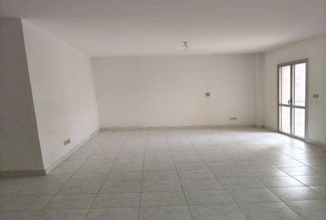 8608951 - Property Main Image