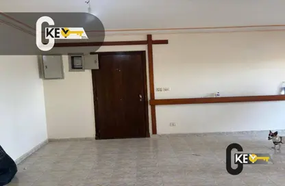 شقة - 3 غرف نوم - 2 حمامات للايجار في شارع عثمان بن عفان - الرحاب المرحلة الخامسة - الرحاب - مدينة القاهرة الجديدة - القاهرة