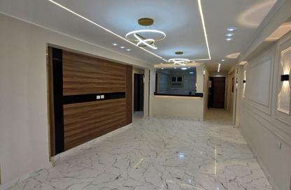 Apartment - 3 Bedrooms - 2 Bathrooms for sale in Al Lebeny Axis - El Mariouteya - Faisal - Hay El Haram - Giza