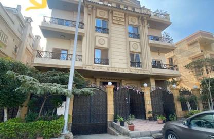 Penthouse - 4 Bedrooms - 5 Bathrooms for sale in El Yasmeen 8 - El Yasmeen - New Cairo City - Cairo