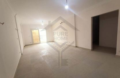 شقة - 3 غرف نوم - 3 حمامات للايجار في صوارى - كمبوندات الاسكندرية - الاسكندرية