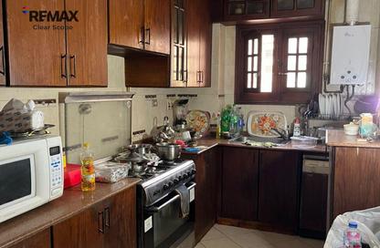 Apartment - 3 Bedrooms - 2 Bathrooms for sale in Ard El Golf - Heliopolis - Masr El Gedida - Cairo