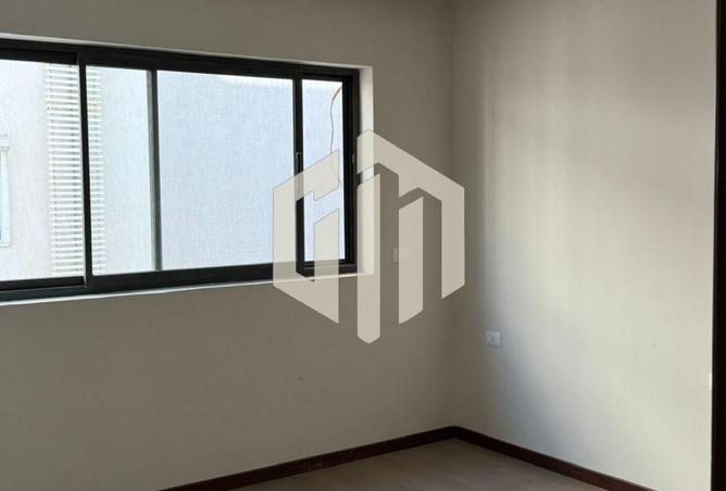 83406608 - Property Image 2