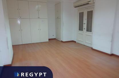 Office Space - Studio - 4 Bathrooms for rent in Street 254 - Degla - Hay El Maadi - Cairo
