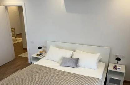 Apartment - Studio - 1 Bathroom for sale in Palm Hills Village Gate - South Investors Area - New Cairo City - Cairo Apartment - Studio - 1 Bathroom for sale in Palm Hills Village Gate - South Investors Area - New Cairo City - Cairo