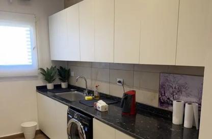 Apartment - Studio - 1 Bathroom for sale in Palm Hills Village Gate - South Investors Area - New Cairo City - Cairo