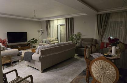 Apartment - 2 Bedrooms - 2 Bathrooms for sale in Hyde Park - New Cairo City - Cairo