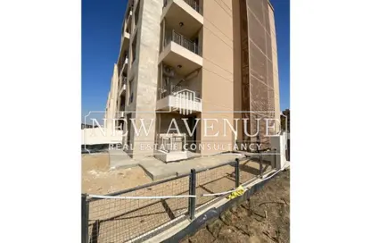 Apartment - 2 Bedrooms - 2 Bathrooms for sale in Taj City - 5th Settlement Compounds - The 5th Settlement - New Cairo City - Cairo