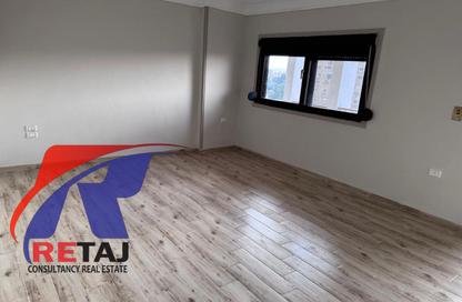Apartment - 3 Bedrooms - 2 Bathrooms for sale in Abbas Al Akkad St. - 1st Zone - Nasr City - Cairo