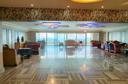 شقة - 5 غرف نوم - 4 حمامات للبيع في سان ستيفانو جراند بلازا - سان ستيفانو - حي شرق - الاسكندرية