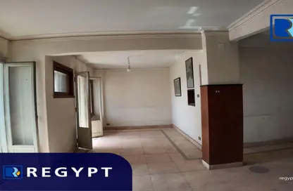 Apartment - 2 Bedrooms - 2 Bathrooms for rent in Al Adel Abu Bakr St. - Zamalek - Cairo