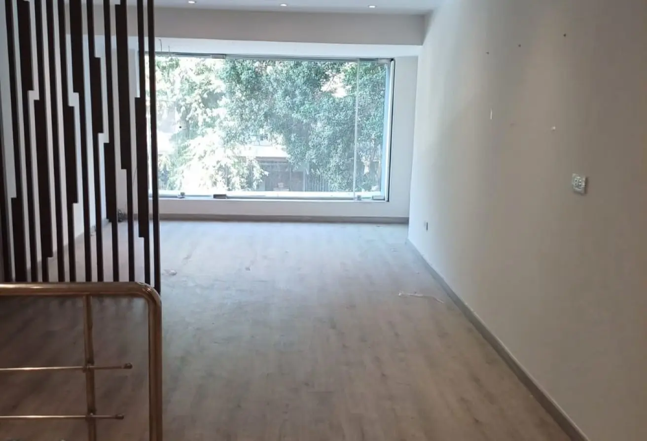 112162566 - Property Main Image