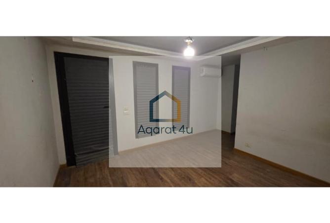 8571818 - Property Image 3