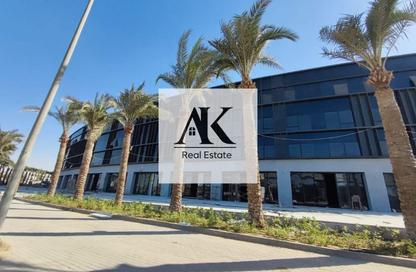 Office Space - Studio - 1 Bathroom for rent in Lake View Residence - 5th Settlement Compounds - The 5th Settlement - New Cairo City - Cairo