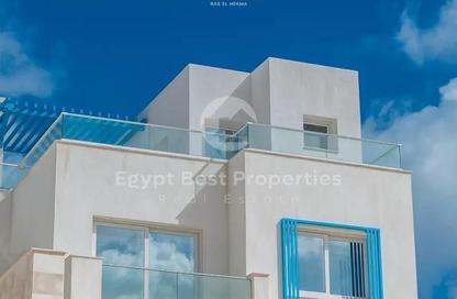 Chalet - 2 Bedrooms - 2 Bathrooms for sale in Naia bay - Ras Al Hekma - North Coast