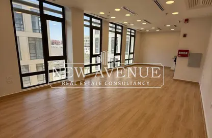 Office Space - 1 Bedroom for rent in District 5 - 5th Settlement Compounds - The 5th Settlement - New Cairo City - Cairo