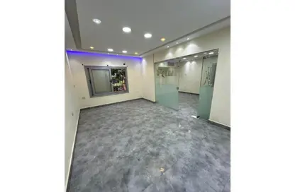 Office Space - 3 Bedrooms - 2 Bathrooms for rent in Ismail Al Kabbany St. - 1st Zone - Nasr City - Cairo