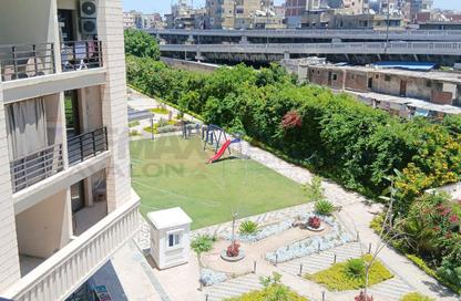 شقة - 3 غرف نوم - 3 حمامات للايجار في فالوري انطونيادس - سموحة - حي شرق - الاسكندرية