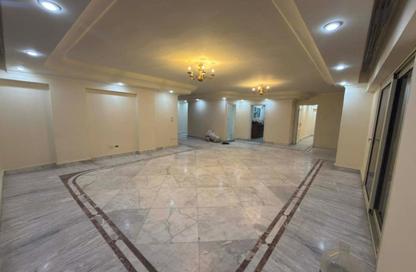 Apartment - 4 Bedrooms - 3 Bathrooms for rent in 7th Sector - Zahraa El Maadi - Hay El Maadi - Cairo