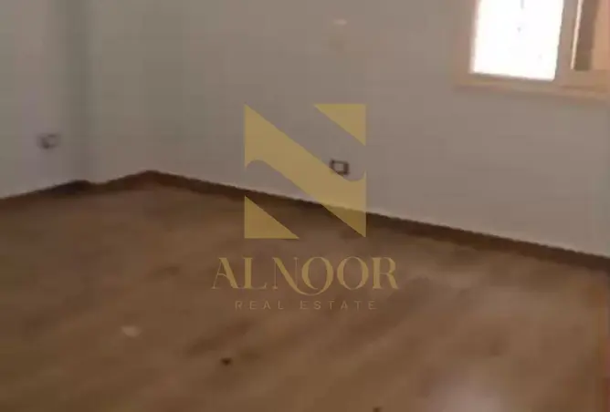 120318153 - Property Image 3