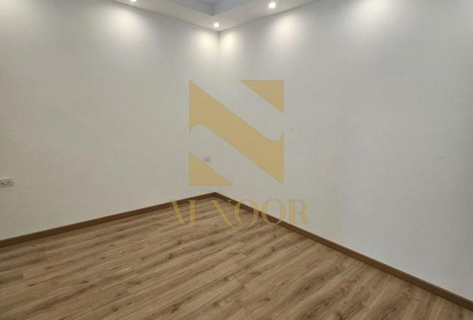 67221262 - Property Image 3