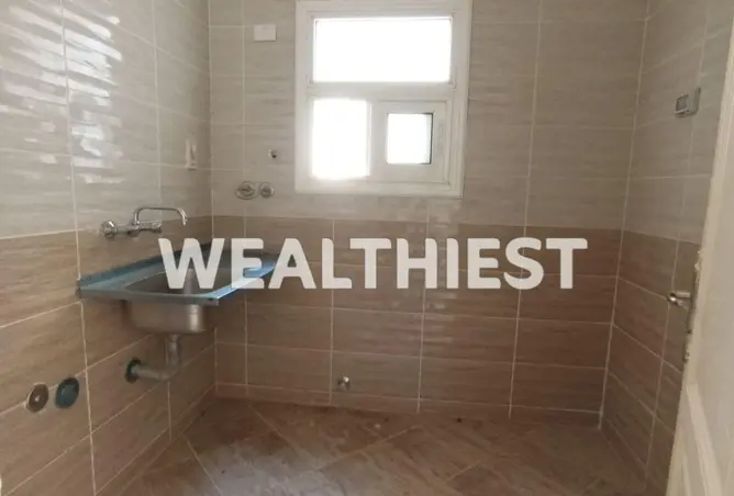 114611957 - Property Image 3