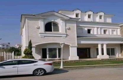 Villa - 5 Bedrooms - 4 Bathrooms for sale in Mountain View October Park - 6th District - 6 October City - Giza