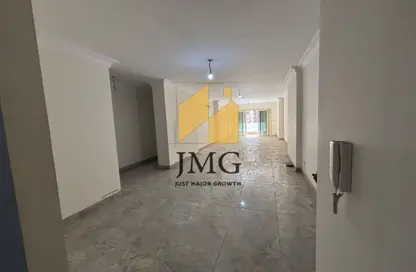 Apartment - 3 Bedrooms - 3 Bathrooms for sale in 14th of May Bridge - Smouha - Hay Sharq - Alexandria