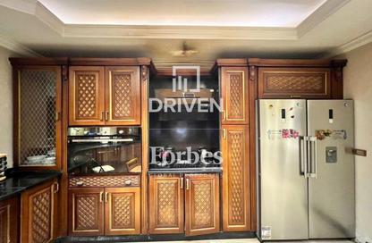 Villa - 6 Bedrooms - 6 Bathrooms for sale in Royal City - Sheikh Zayed Compounds - Sheikh Zayed City - Giza