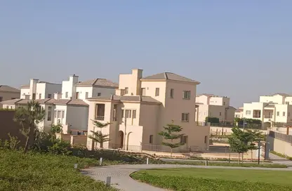 Villa - 5 Bedrooms - 5 Bathrooms for sale in Celesta Hills - Uptown Cairo - Mokattam - Cairo